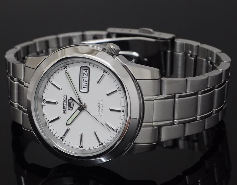Seiko SNKE49K1 - Mạnh mẻ nam tính